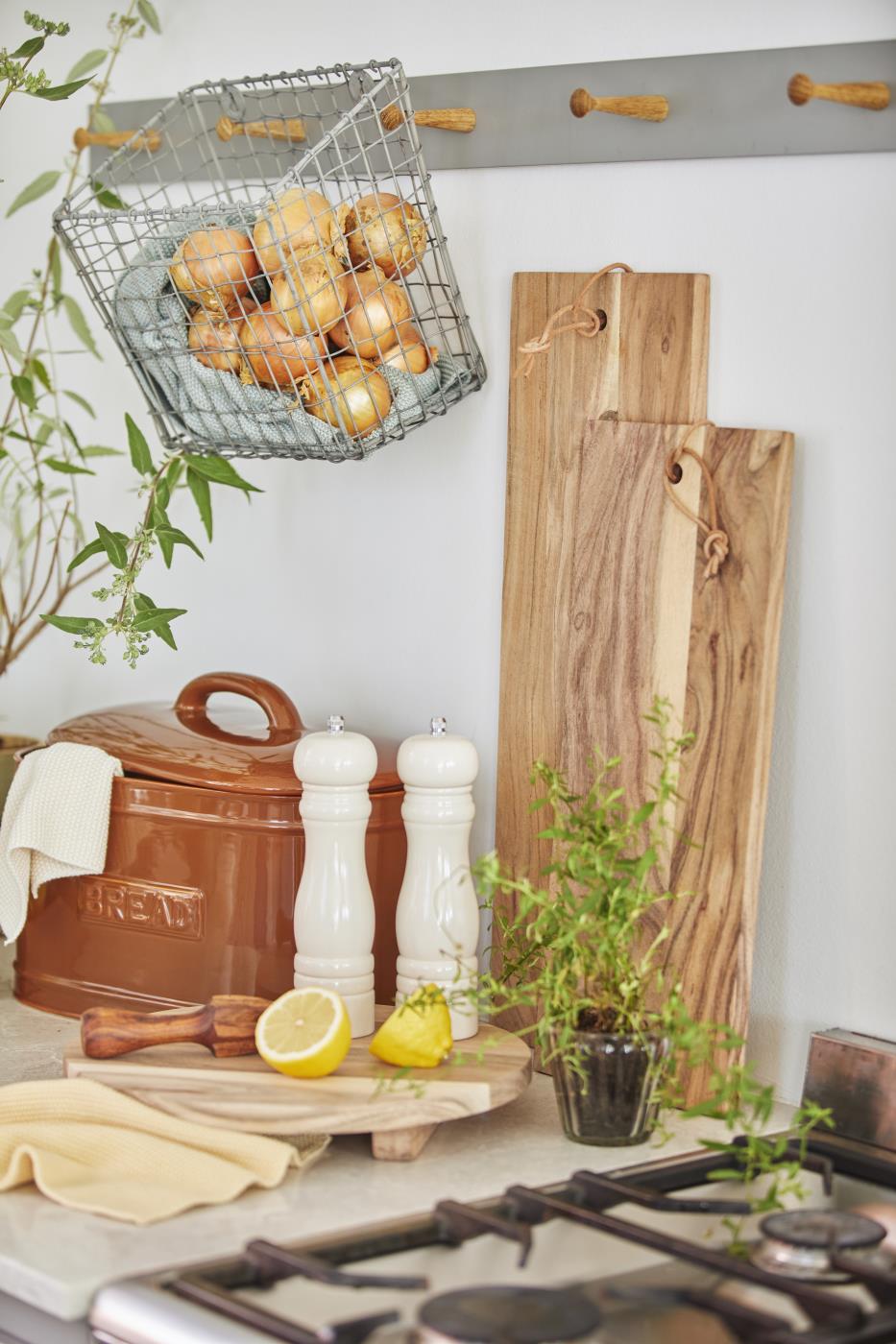 Salt & Pepper Set - Milky - Image 4